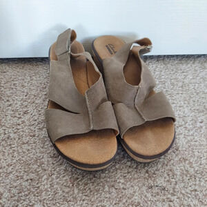 Clarks Korks‎ Wedge Sandals Size 11.5